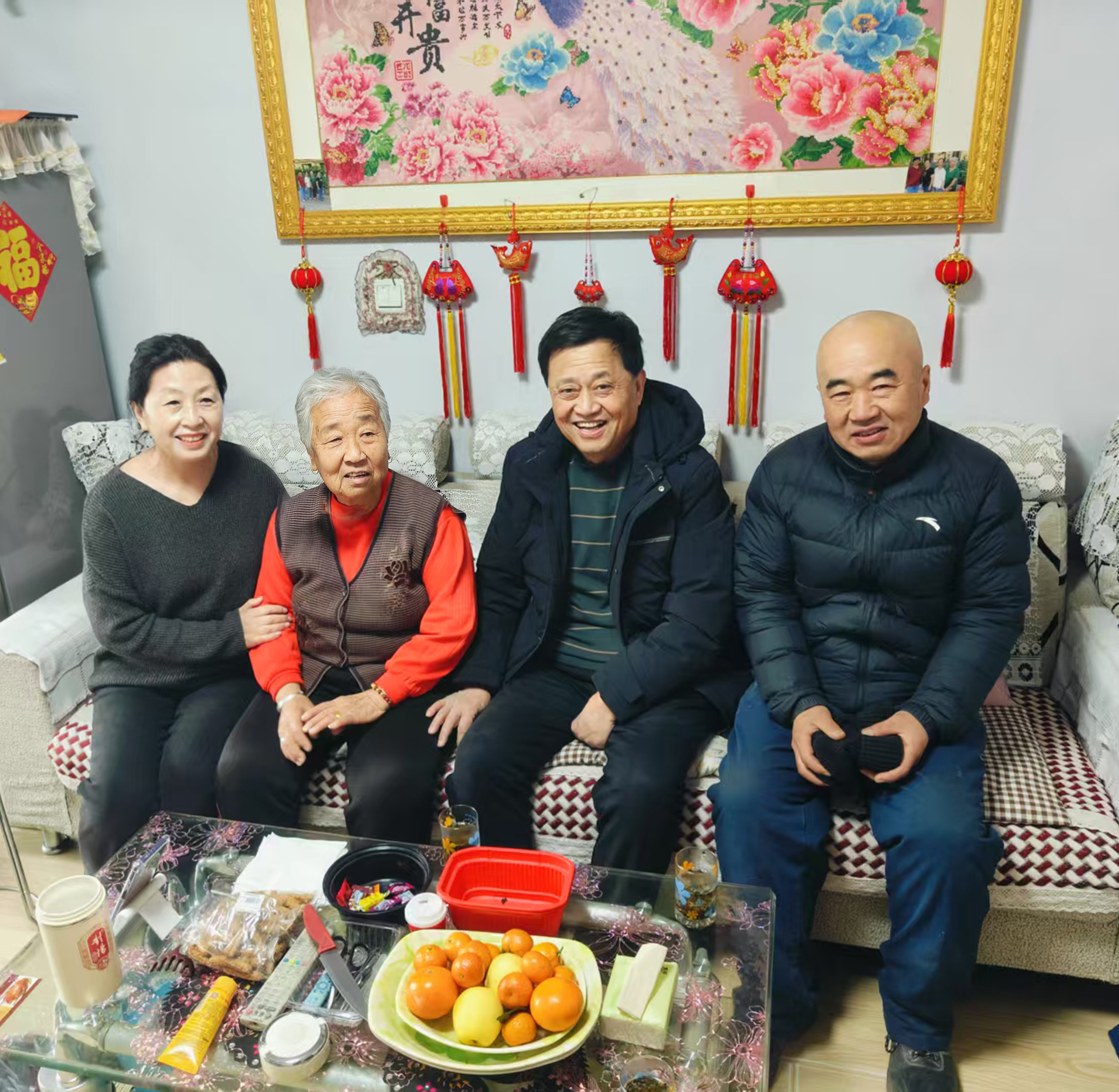 情系职工送温暖 关怀备至暖人心